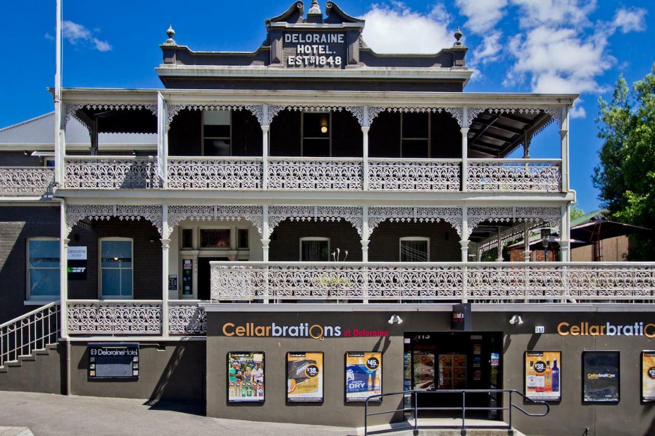 Deloraine Hotel ภายนอก รูปภาพ